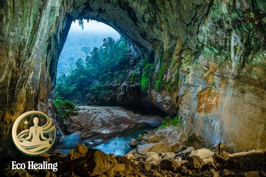 Top 7 tour trekking hiện đang hot nhất Việt Nam năm 2025