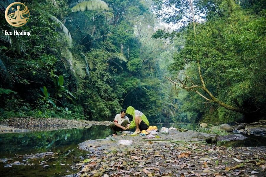 Đừng mắc sai lầm: Quy tắc Leave No Trace (LNT) cơ bản nhất cho Trekker.