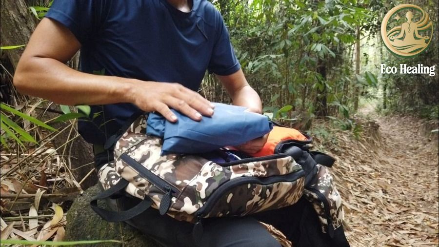 Đồ dùng y tế cá nhân bắt buộc phải có trong ba lô của Trekker.