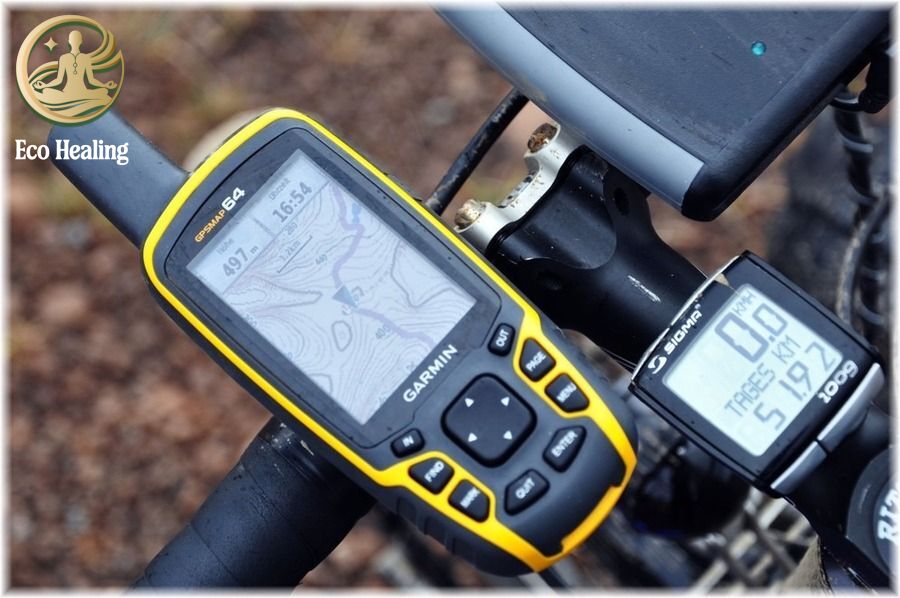 Thiết bị định vị GPS cần thiết cho các cung đường Trekking khó.