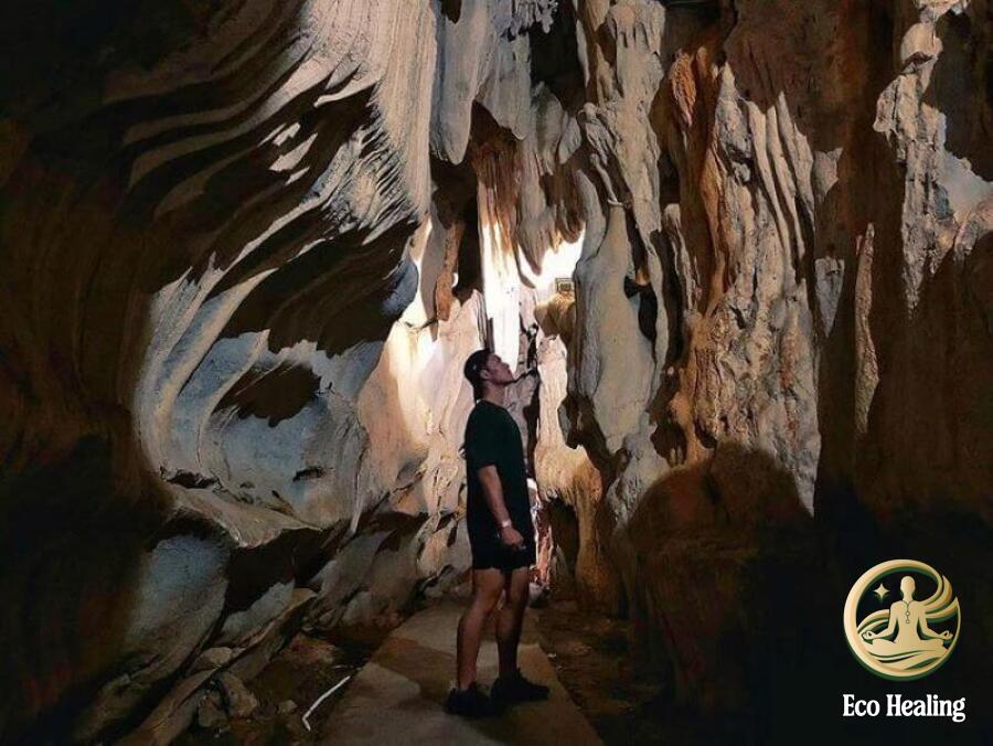 Khám phá Động Trung Trang và bí mật lịch sử Cát Bà.